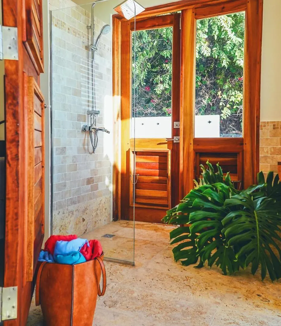 Kotch Villa Treasure Beach Jamaica