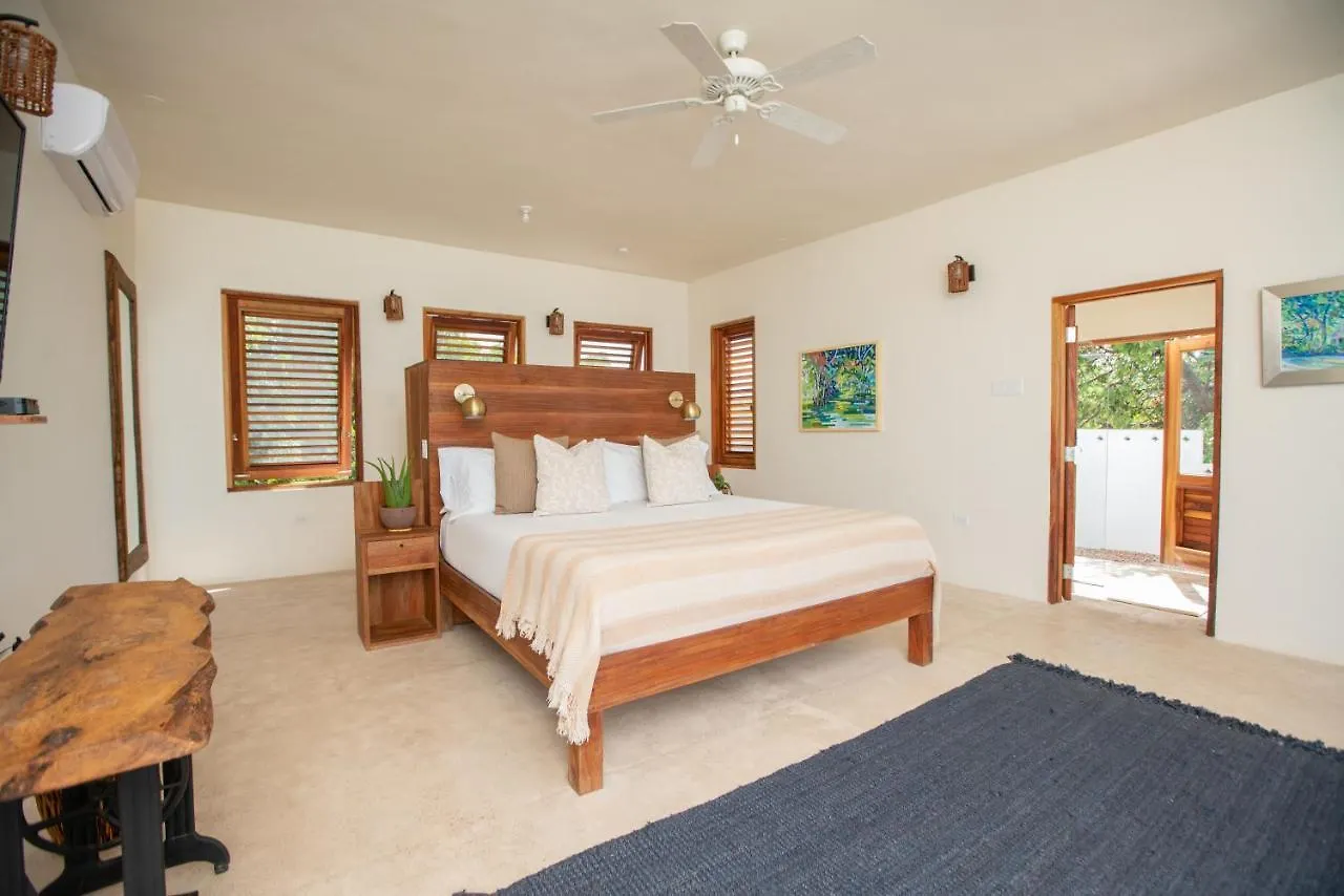 Kotch Villa Treasure Beach 0*,  Jamaica