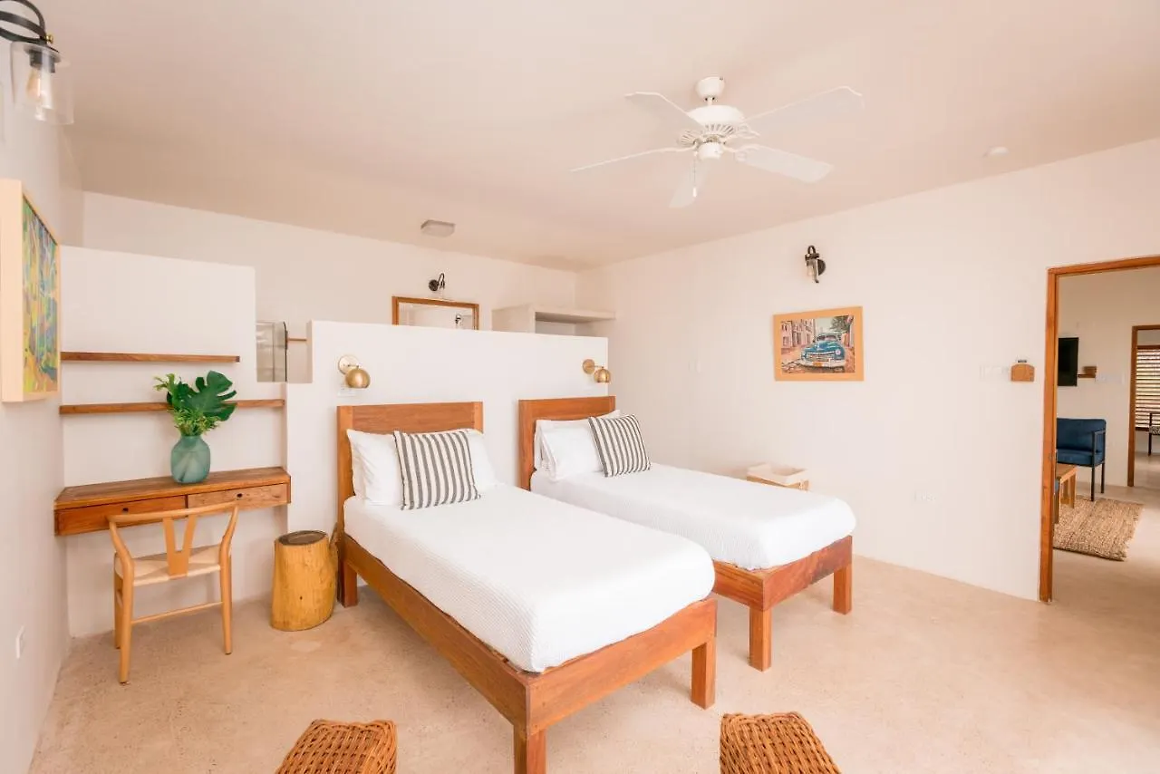 Kotch Villa Treasure Beach 0*,